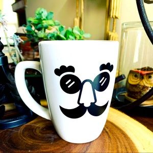 NEW Groucho Marx face funny mug coffee cup hot cold friend tea